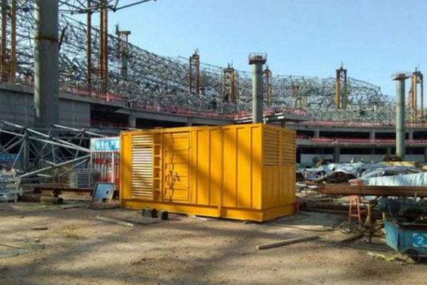 烟台发电机出租如何判断空气滤清器是否需要更换？